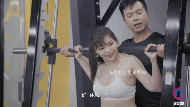 Phim  Sex Anh PT may mắn ngoại tình cùng nữ gymer dâm đãng