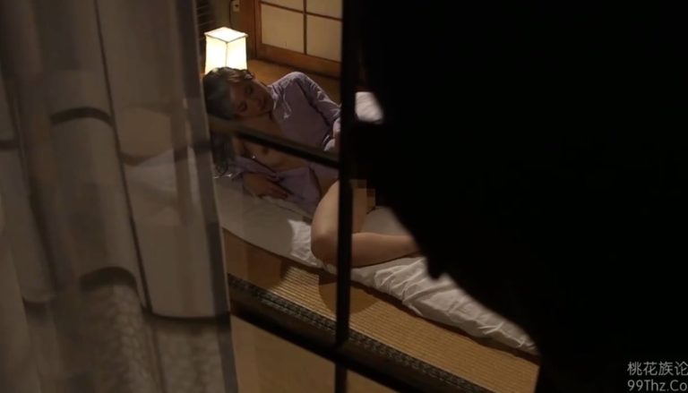 Phim  Sex Bố chồng địt con dâu dâm đãng