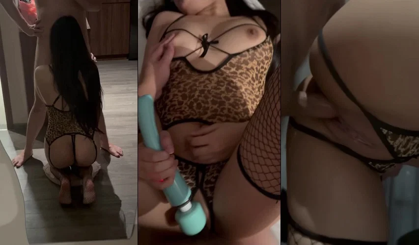Phim  Sex Bướm em múp quá chim anh không đủ chịch phải dùng kèm thêm 2 cái sextoy nữa