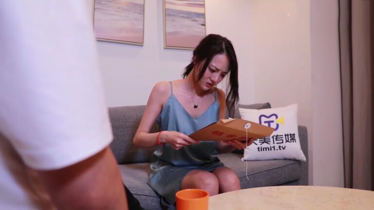 Phim  Sex Vợ làm tình cùng chủ nợ để trả nợ cho chồng