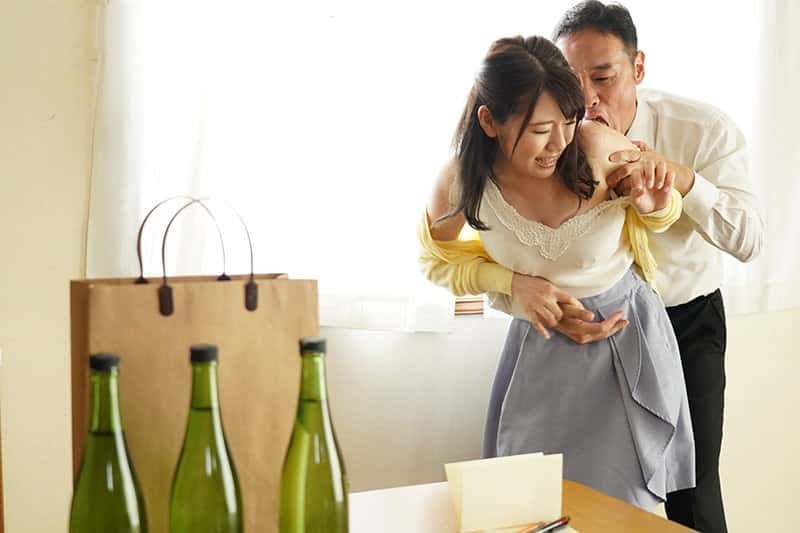 Phim  Sex Xin lỗi chồng vì em đã bị sếp của anh cưỡng hiếp
